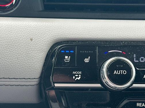 Obsidian Blue Pearl 2024 Honda Pilot Elite