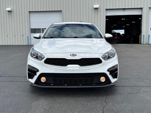 Clear White 2019 Kia Forte LXS