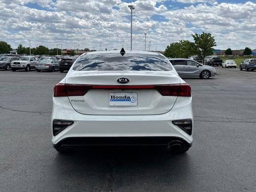 Clear White 2019 Kia Forte LXS