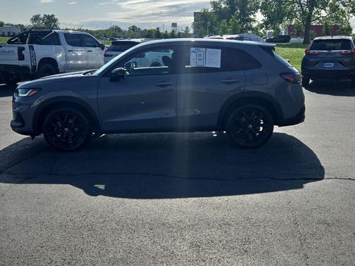 Urban Gray Pearl 2023 Honda HR-V Sport