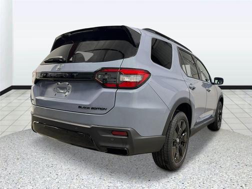 Gray Pearl 2026 Honda Pilot Black Edition
