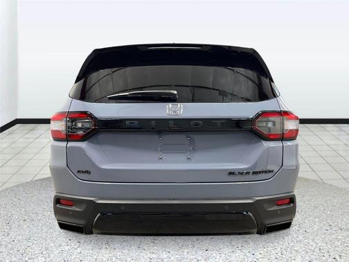 Gray Pearl 2026 Honda Pilot Black Edition