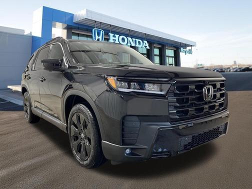 Crystal Black Pearl 2026 Honda Pilot Black Edition