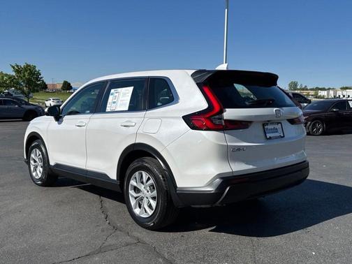 Platinum White Pearl 2023 Honda CR-V LX