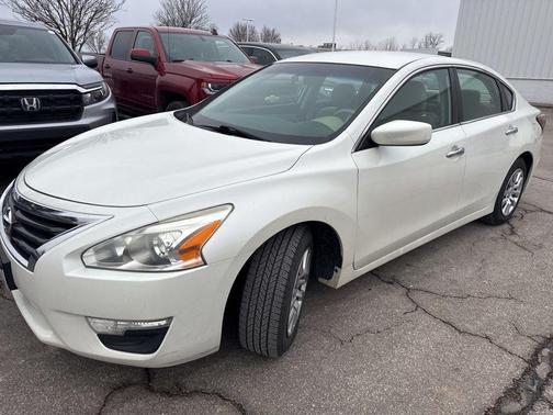 2015 Nissan Altima 2.5 S