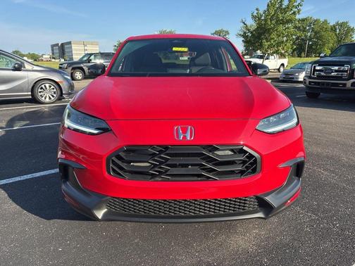 Milano Red 2025 Honda HR-V Sport