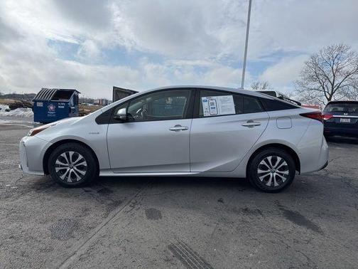 2019 Toyota Prius LE