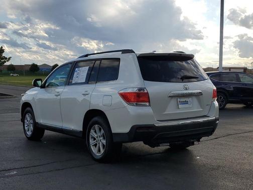 2012 Toyota Highlander SE