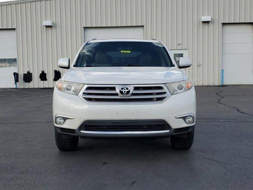 2012 Toyota Highlander SE