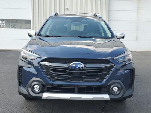 2023 Subaru Outback Touring