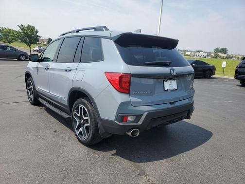 2023 Honda Passport Elite