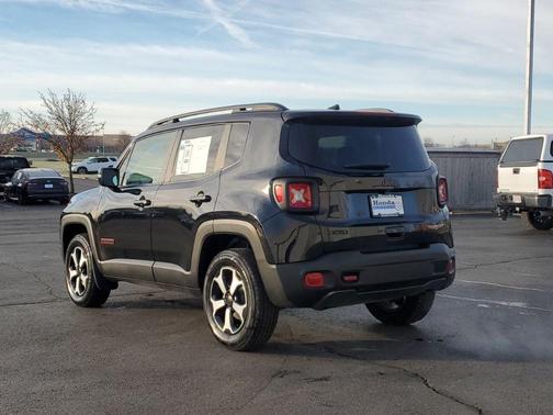 2022 Jeep Renegade Trailhawk
