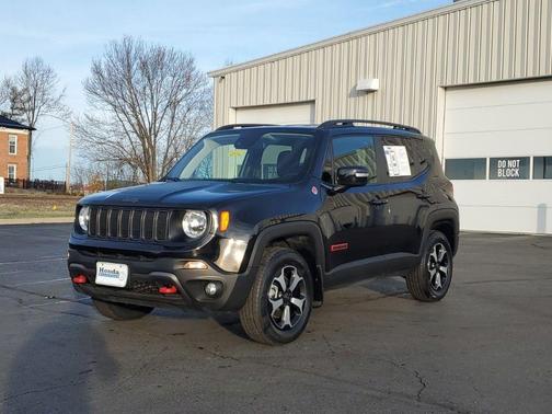2022 Jeep Renegade Trailhawk