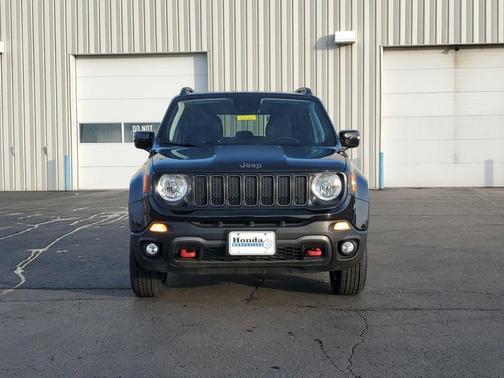 2022 Jeep Renegade Trailhawk