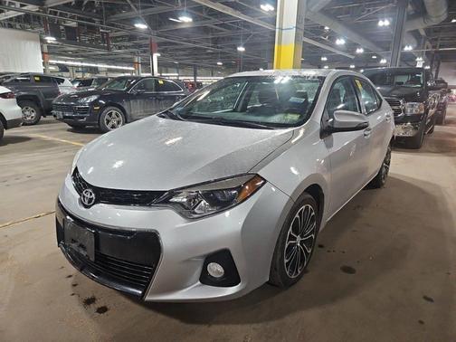 2015 Toyota Corolla S Plus
