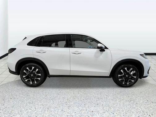 Platinum White 2027 Honda HR-V EX-L