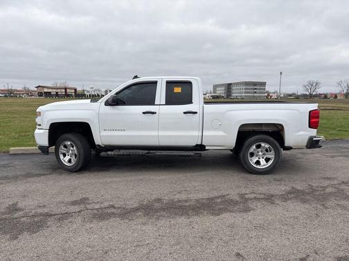 2018 Chevrolet Silverado 1500 Custom