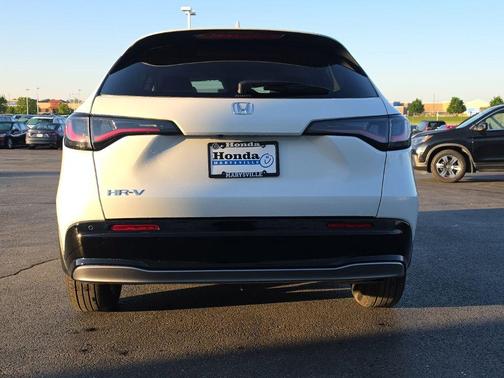 Platinum White Pearl 2023 Honda HR-V EX-L