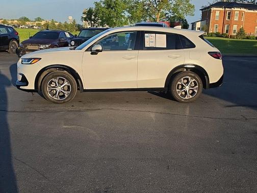 Platinum White Pearl 2023 Honda HR-V EX-L