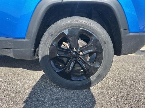 Laser Blue 2018 Jeep Compass Altitude