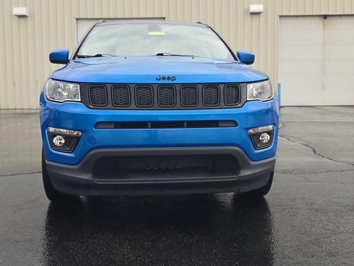 Laser Blue 2018 Jeep Compass Altitude