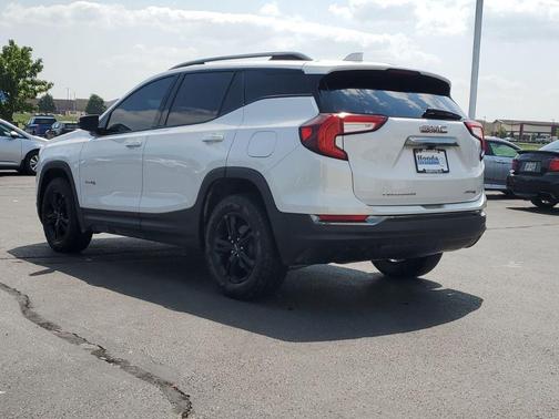 2023 GMC Terrain AT4