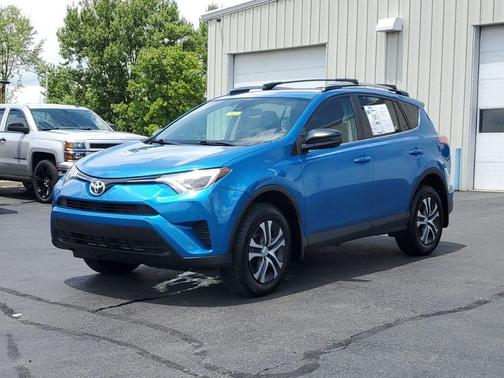2017 Toyota RAV4 LE