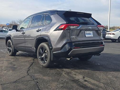2019 Toyota RAV4 Hybrid XSE