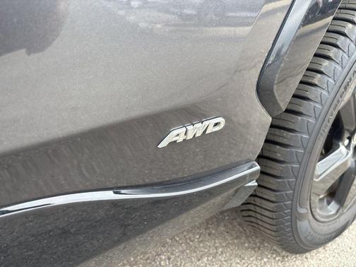 2019 Toyota RAV4 Hybrid XSE