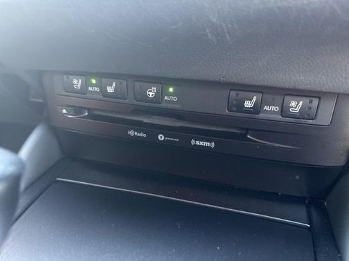 2022 Lexus ES 350 Base