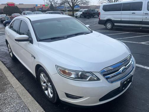 2011 Ford Taurus SEL