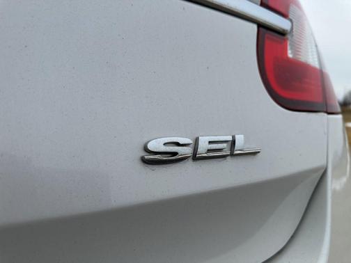 2011 Ford Taurus SEL