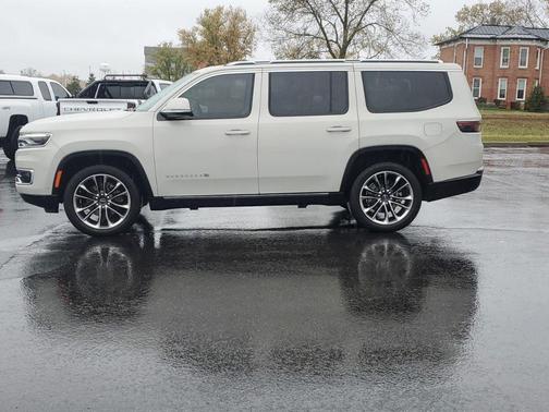 2022 Jeep Wagoneer Series III