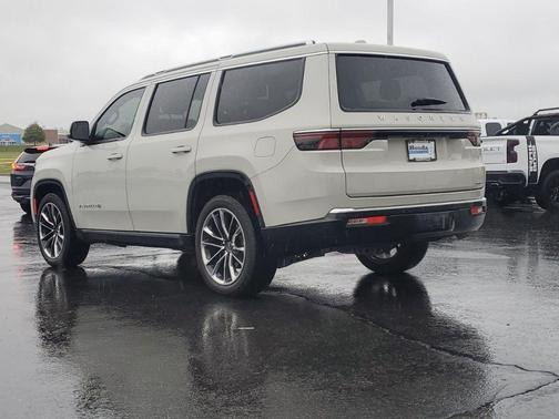 2022 Jeep Wagoneer Series III