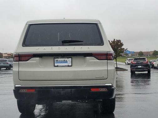 2022 Jeep Wagoneer Series III