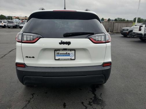 2023 Jeep Cherokee Altitude Lux