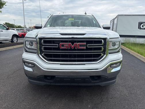 Summit White 2017 GMC Sierra 1500 SLE