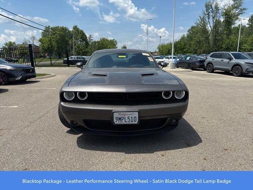 2021 Dodge Challenger SXT
