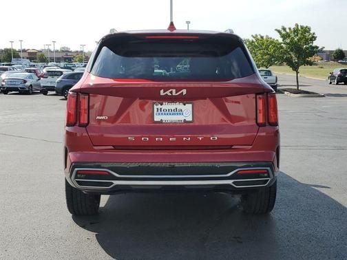 2022 Kia Sorento SX