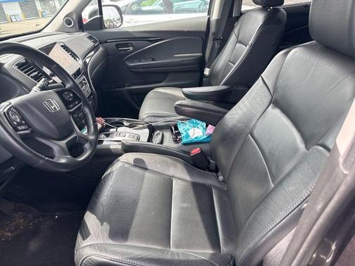2019 Honda Pilot Touring 8-Passenger