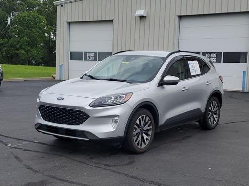 2020 Ford Escape Titanium
