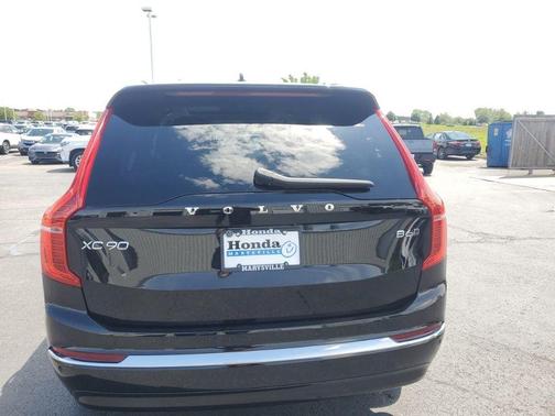 2023 Volvo XC90 B6 Plus 6-Seater
