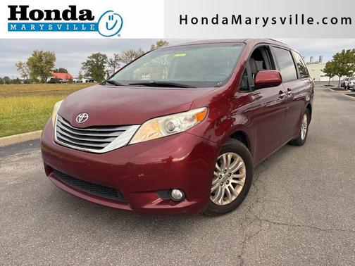 2017 Toyota Sienna XLE Premium