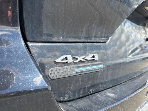 Diamond Black 2023 Jeep Grand Cherokee Laredo