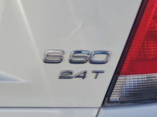 2003 Volvo S60 2.4T