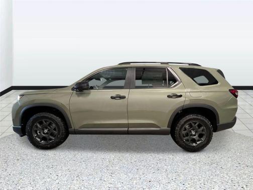 Green Metallic 2026 Honda Pilot TrailSport