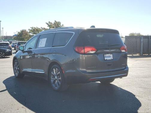 2018 Chrysler Pacifica Limited