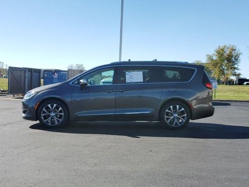 2018 Chrysler Pacifica Limited