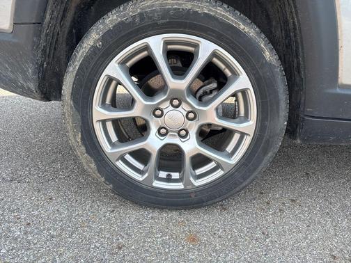 2023 Jeep Compass Latitude Lux