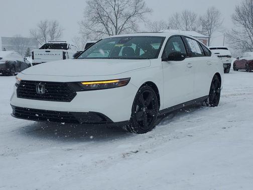 2025 Honda Accord Hybrid Sport-L